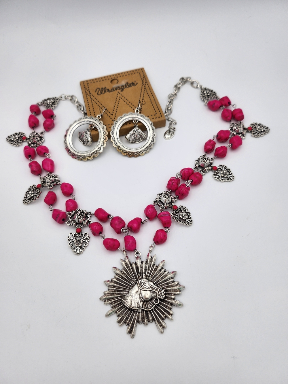 Wrangler Fuchsia Beaded Sunburst Pendant Necklace with Matching Earrings
